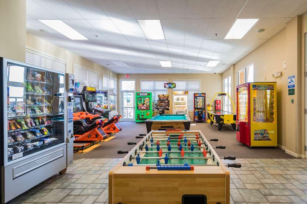 Vacation Village In The Berkshires Hancock Zařízení fotografie The game room at the National Museum of Play