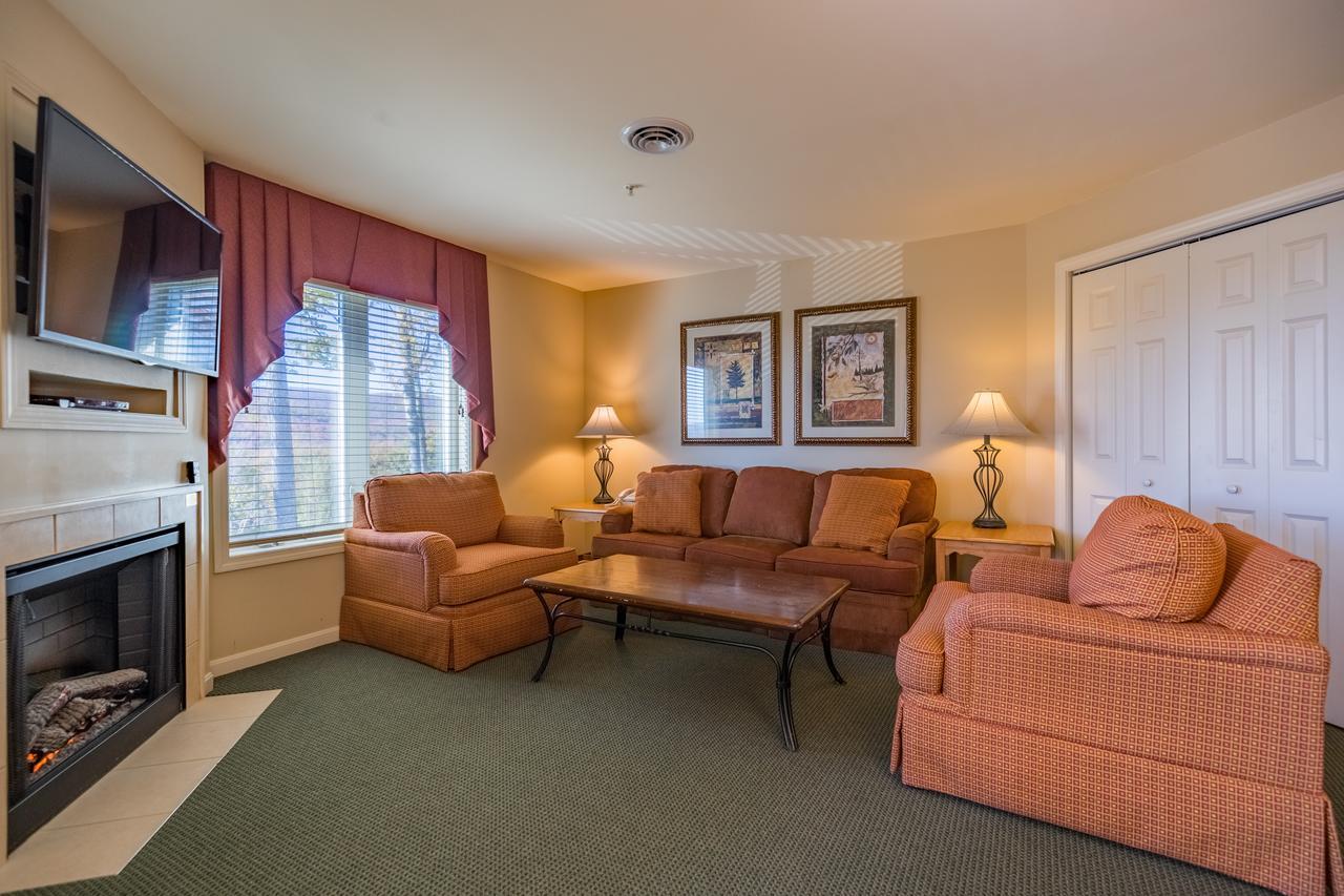 Vacation Village In The Berkshires Hancock Exteriér fotografie Living room